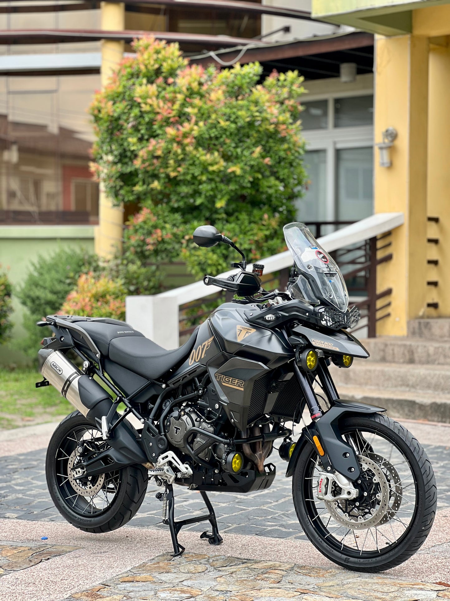 Limited 2023 Triumph Tiger Rally Pro James Bond Edition
