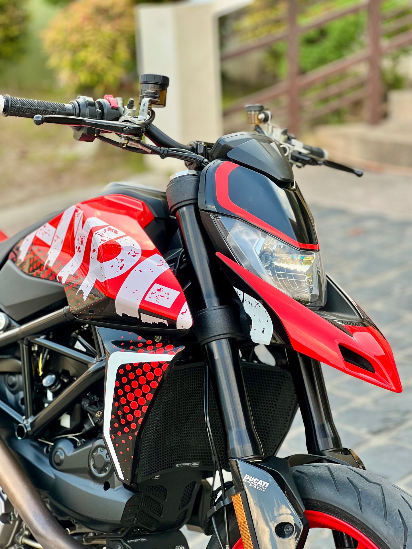 2021 Ducati Hypermotard RVE 950