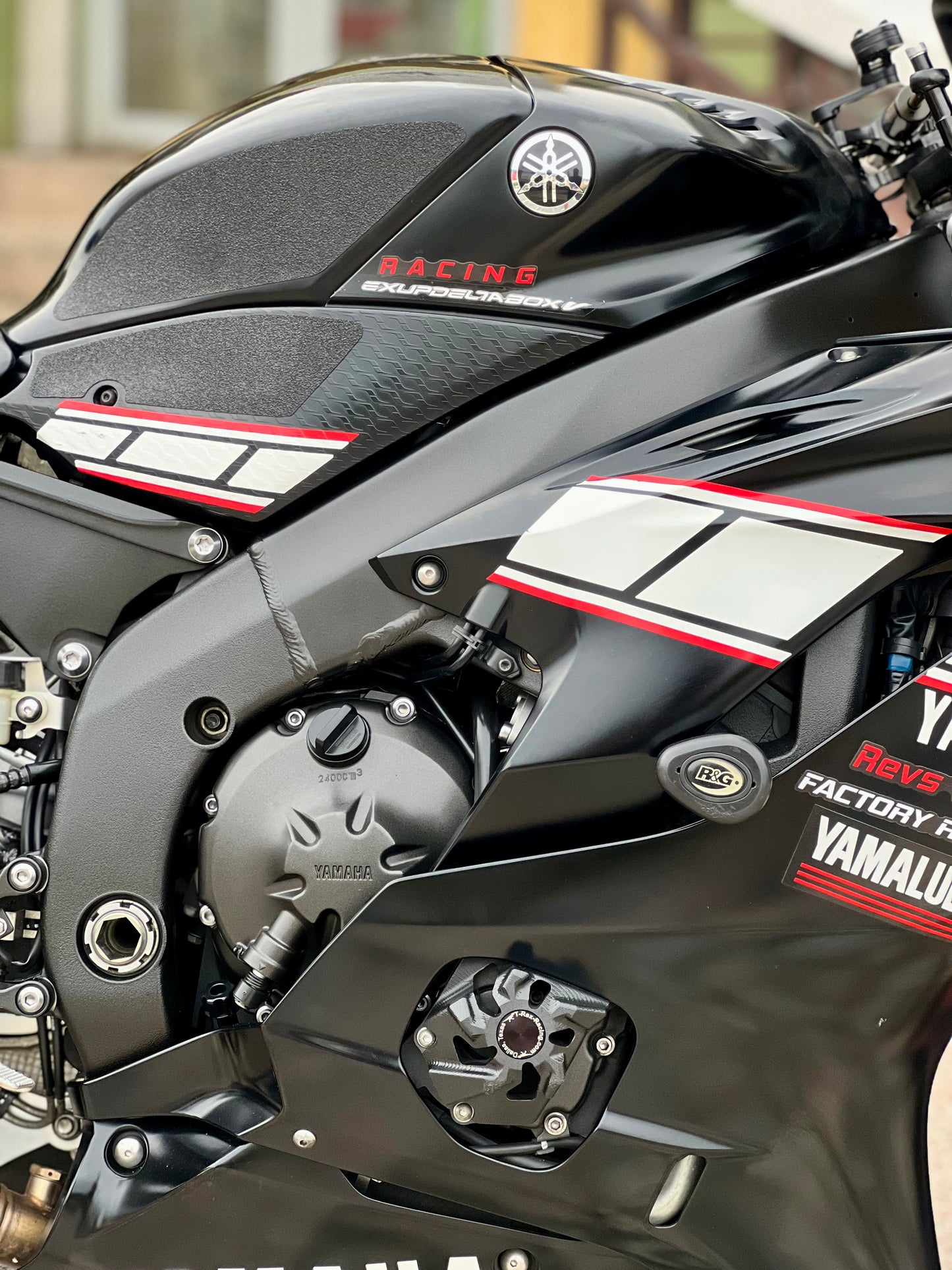 2019 Yamaha R6 Black