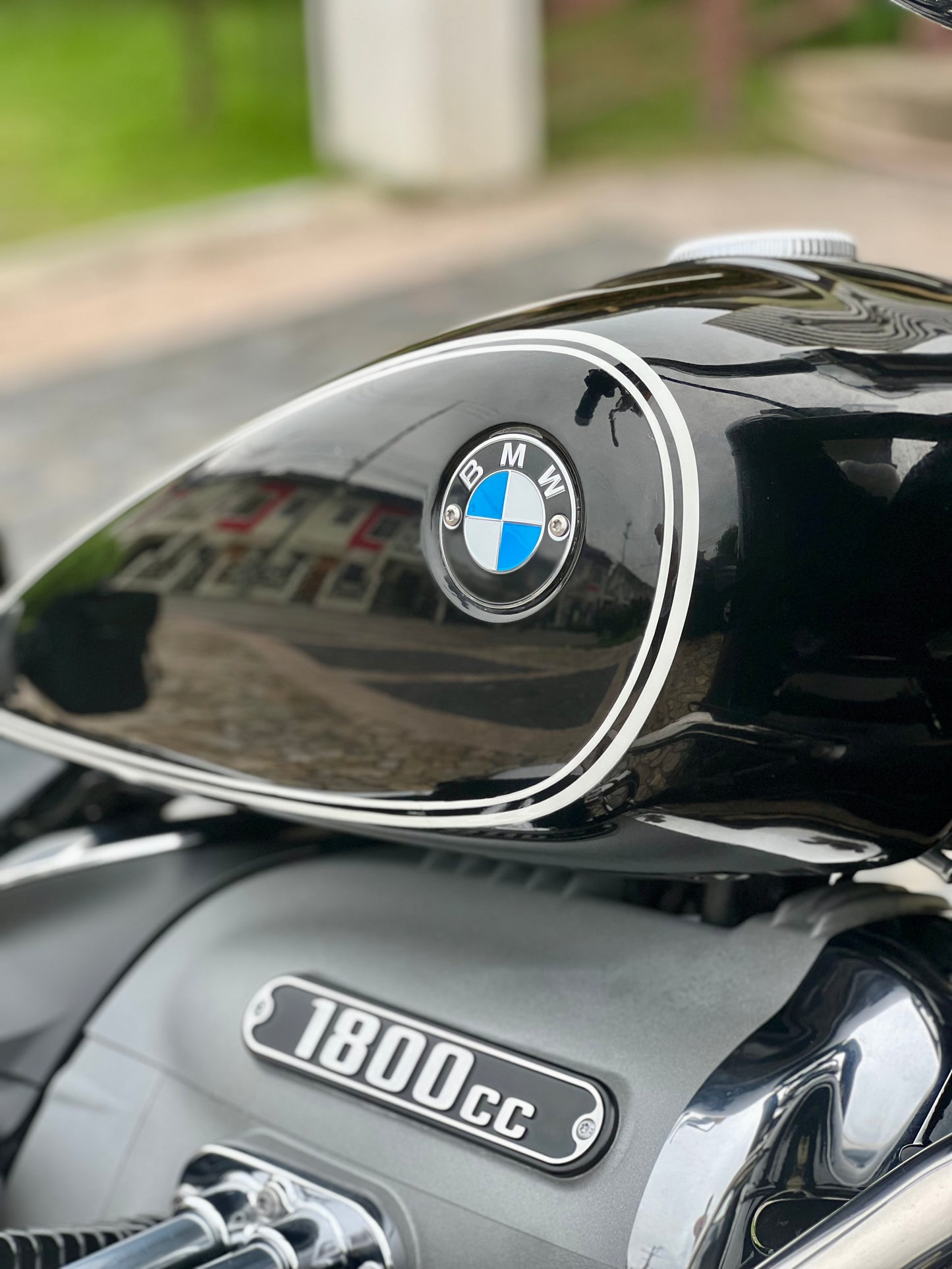 2022 BMW R18 First Edition