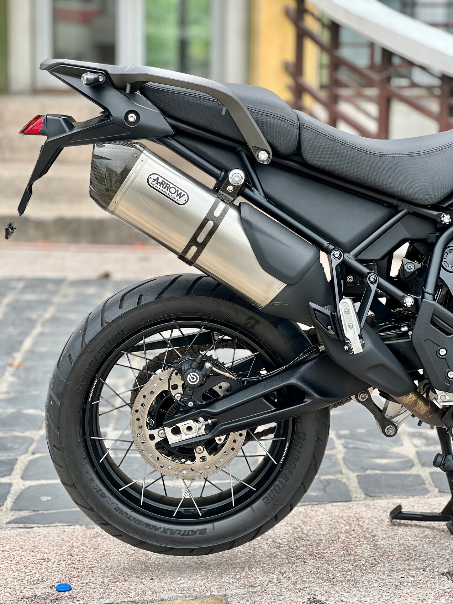 Limited 2023 Triumph Tiger Rally Pro James Bond Edition