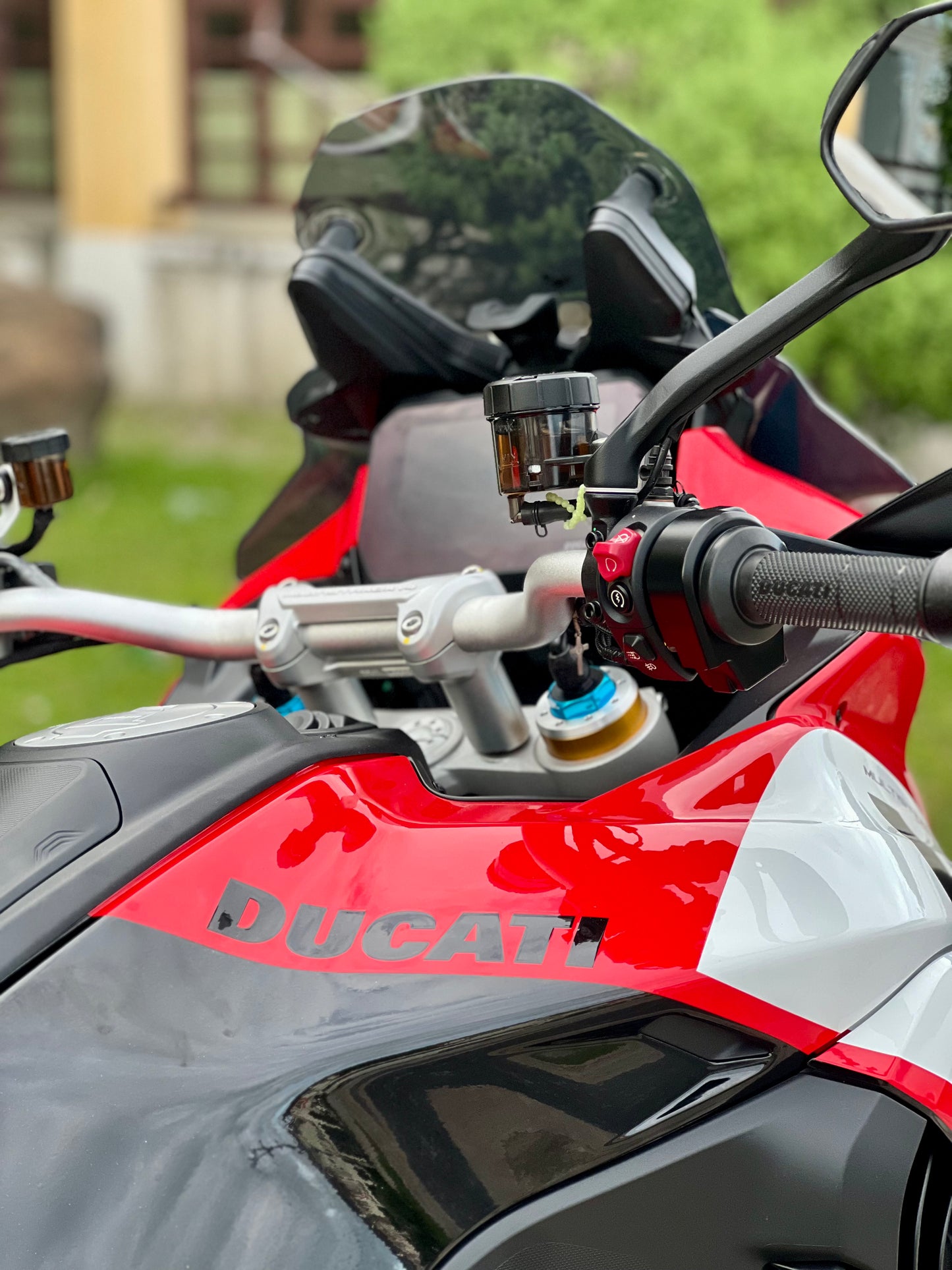 2023 Ducati Multistrada V4 Pikes Peak