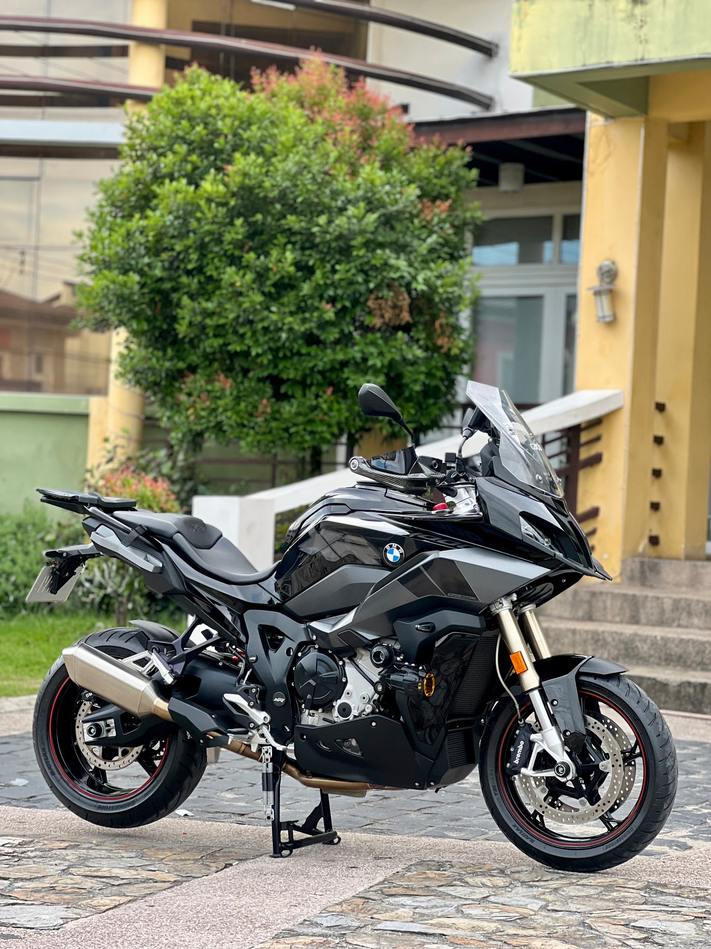 2024 BMW S1000 XR Triple Black