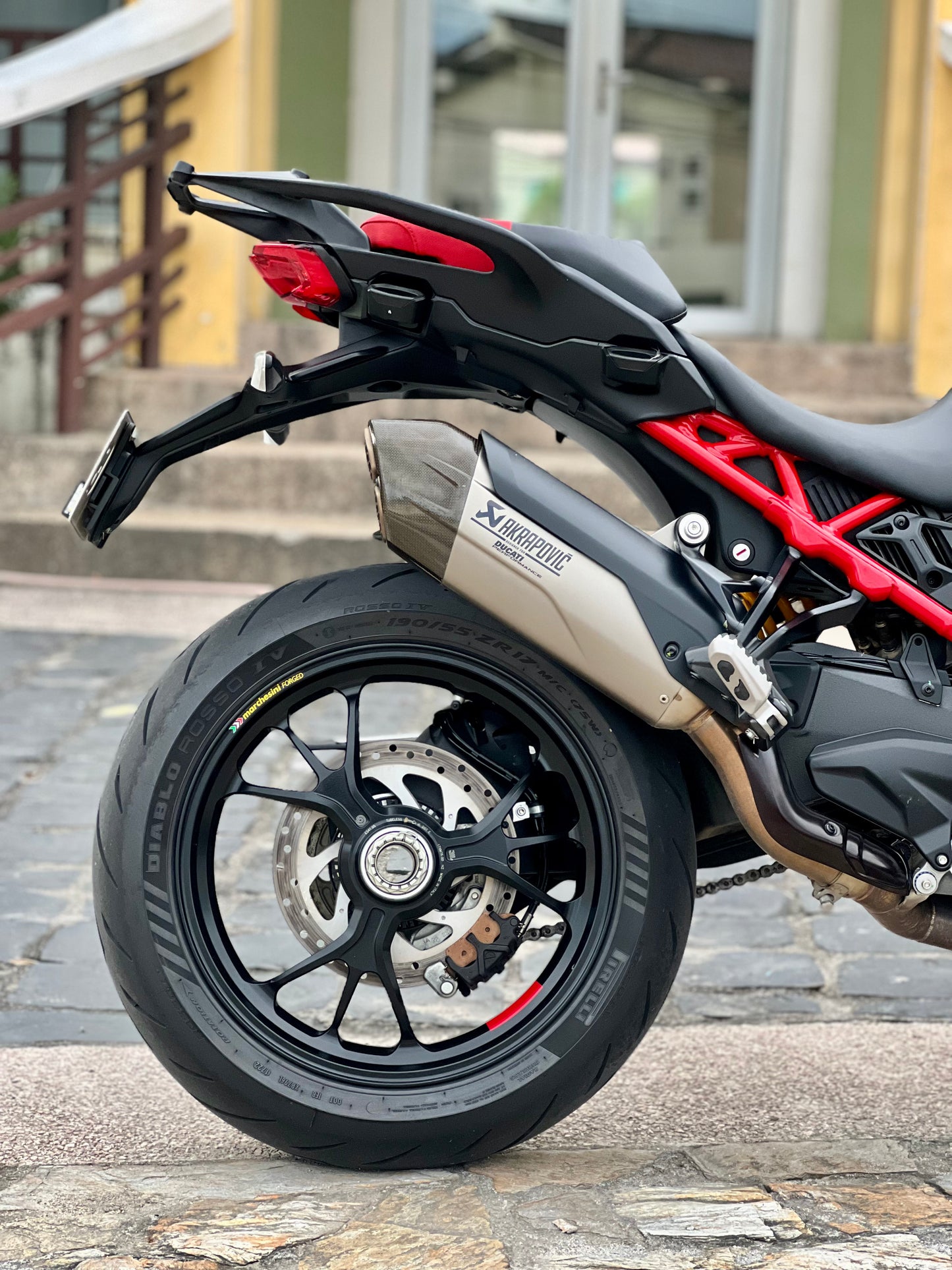 2023 Ducati Multistrada V4 Pikes Peak