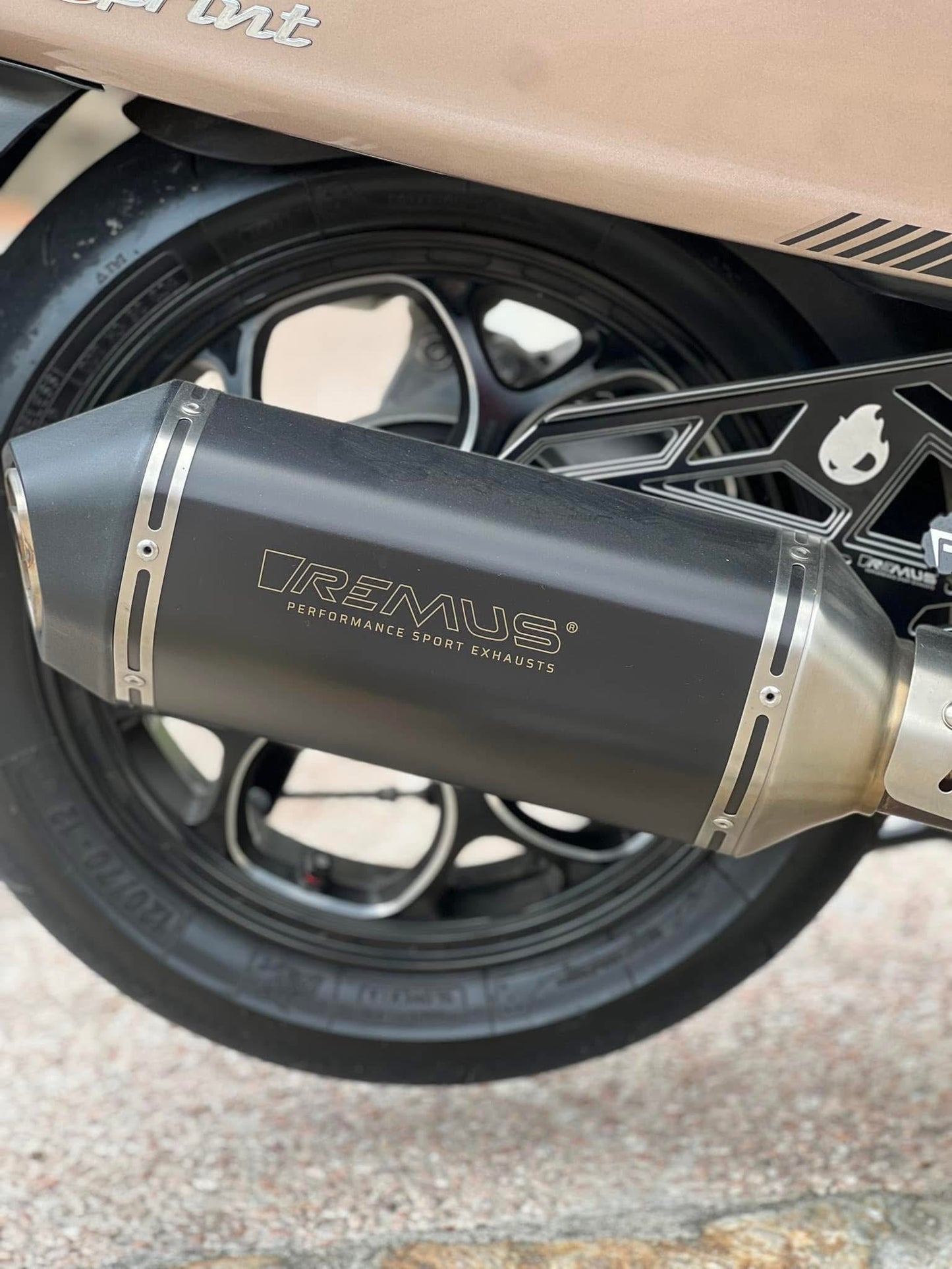 2021 Vespa Sprint S 150 upgrades worth 800k+