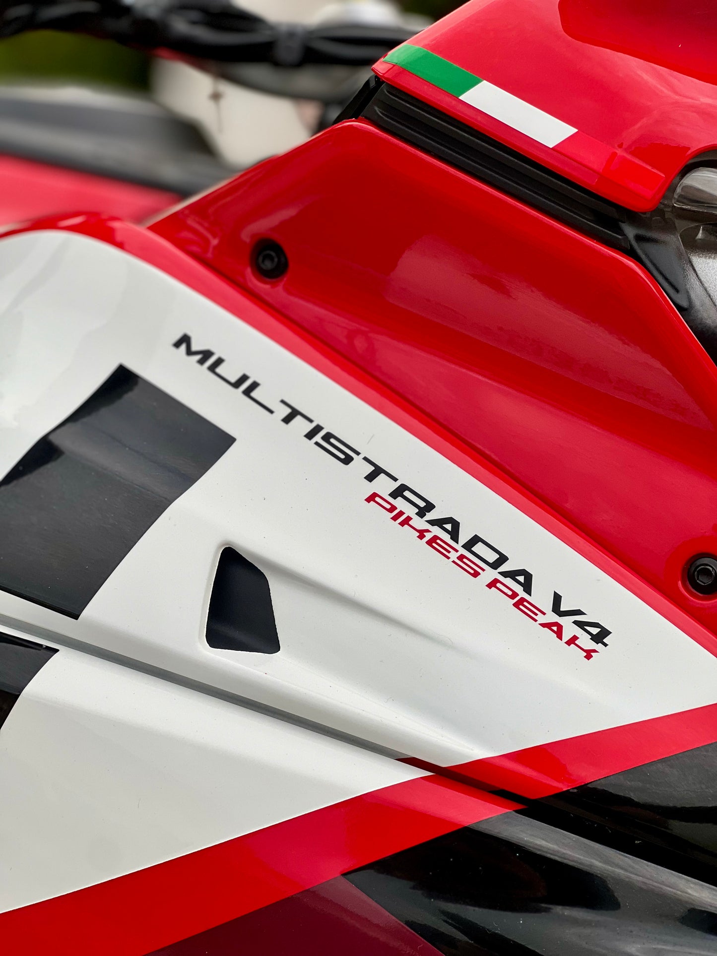 2023 Ducati Multistrada V4 Pikes Peak