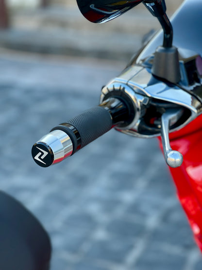 2024 Vespa Primavera SE Mickey Mouse