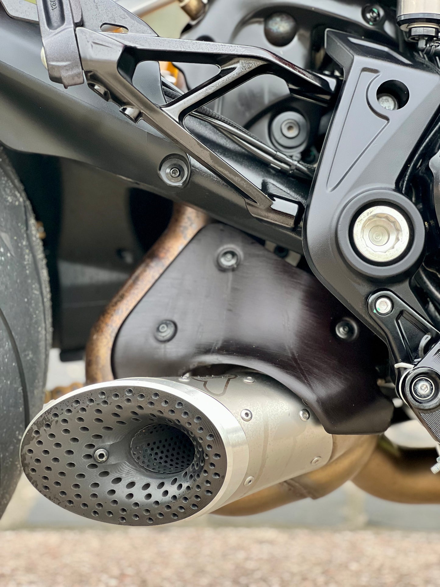 2021 Loaded Ducati Diavel 1260s Red