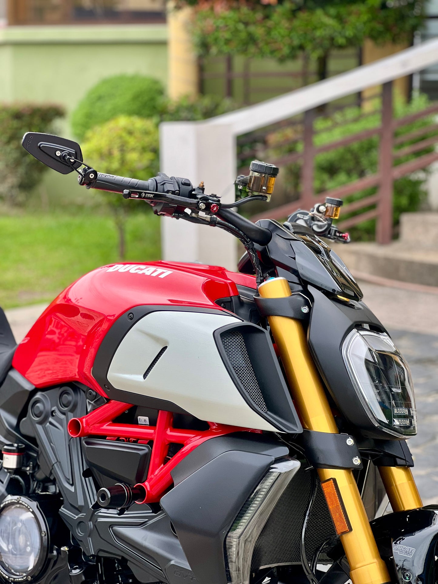 2021 Loaded Ducati Diavel 1260s Red