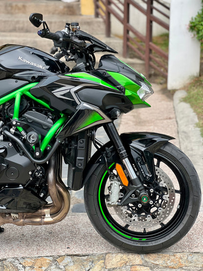2021 Kawasaki ZH2 Supercharged Black