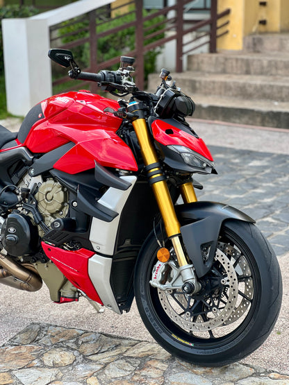 2021 Ducati Streetfighter V4S upgraded worth 600k++