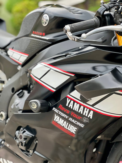 2019 Yamaha R6 Black