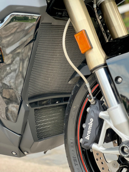 2024 BMW S1000 XR Triple Black