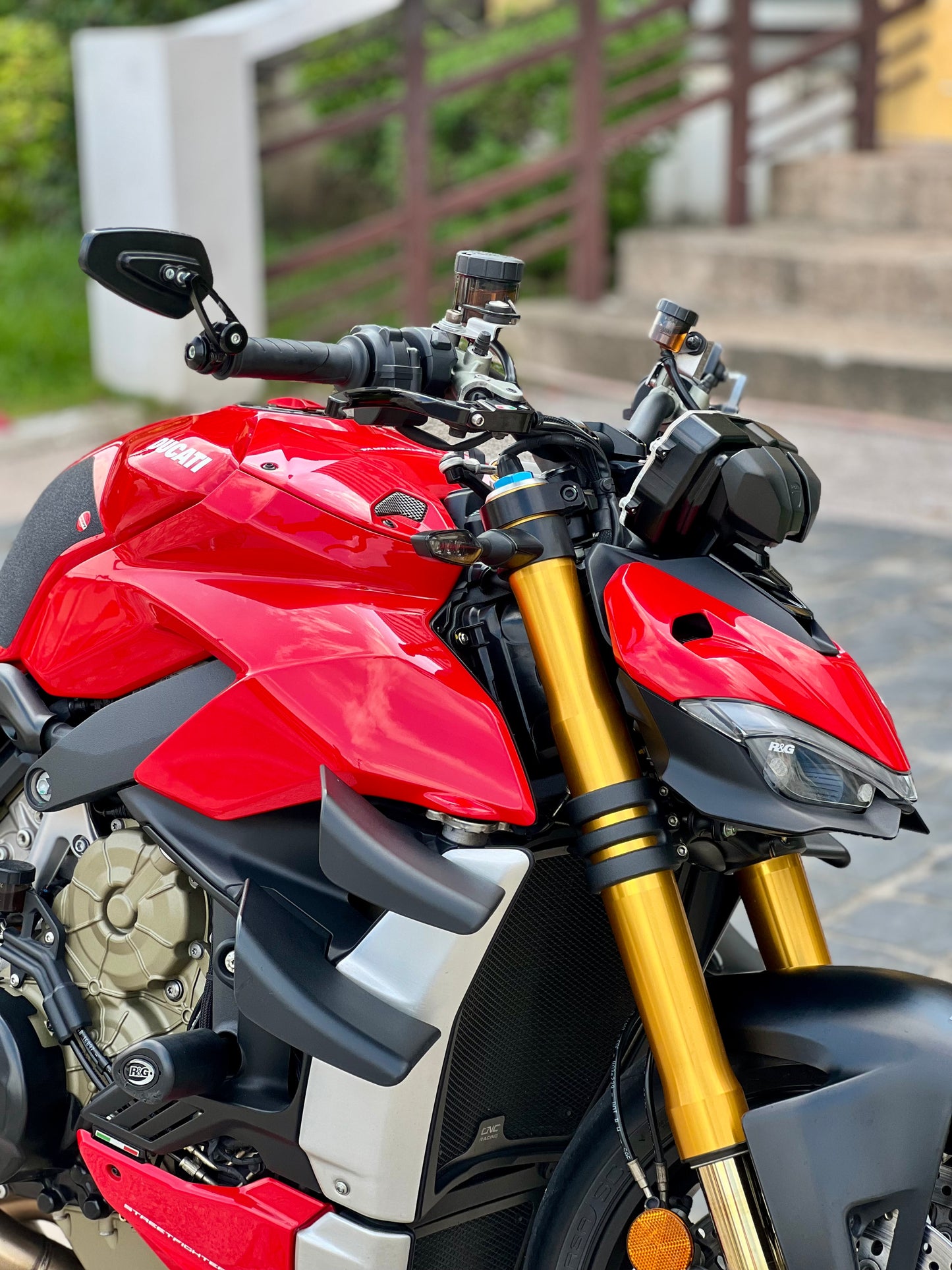 2021 Ducati Streetfighter V4S upgraded worth 600k++