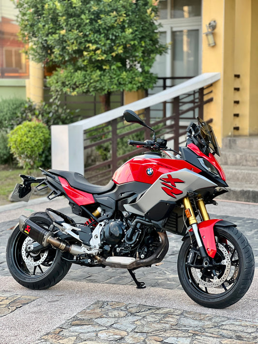 2022 BMW F900 XR Sports Red