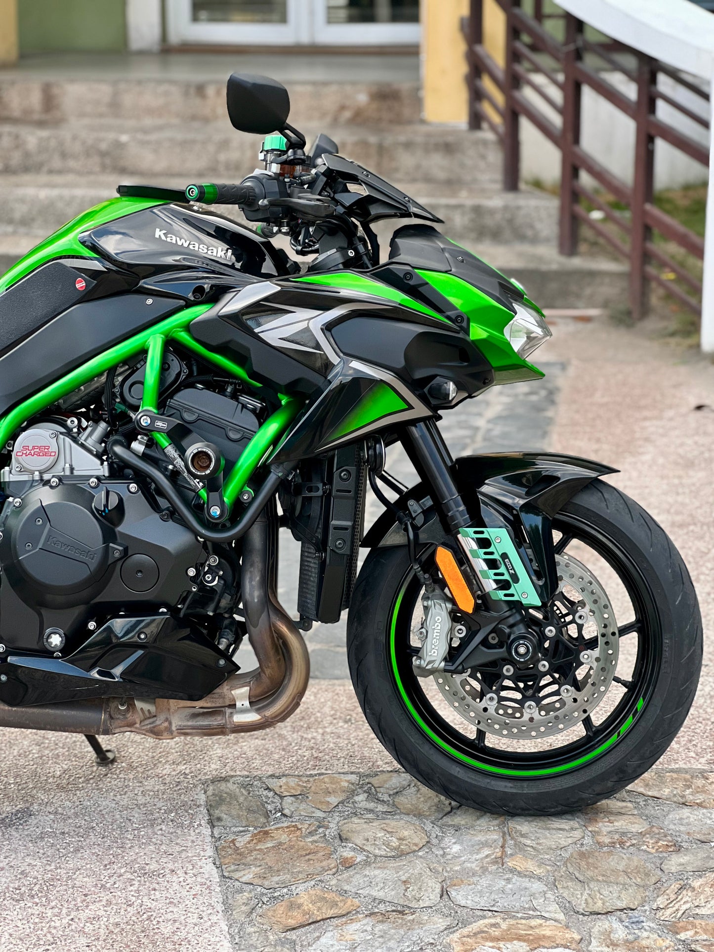 2021 Kawasaki ZH2 Supercharged Green