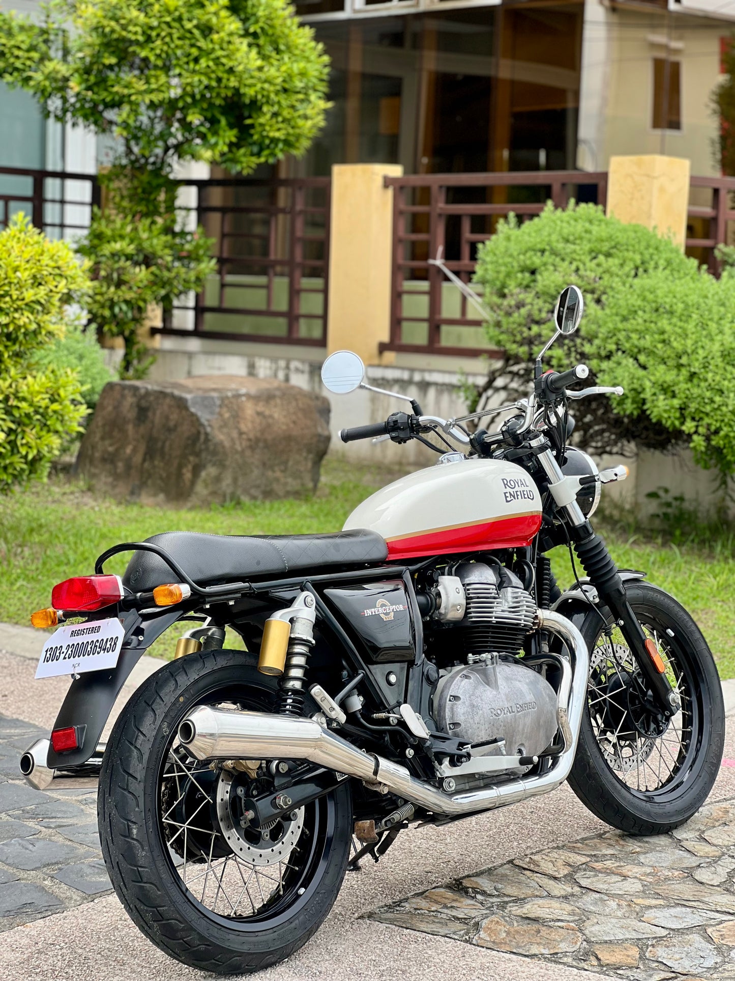 2023 Royal Enfield Interceptor 650