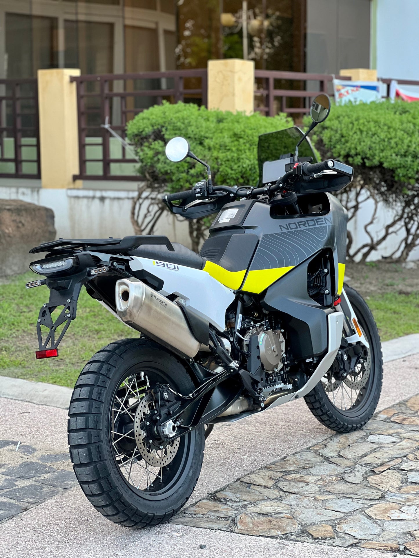 2024 Husqvarna Norden 901