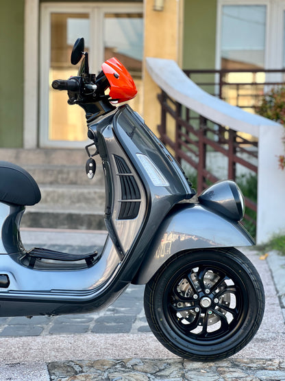 2026 Vespa GTV 300
