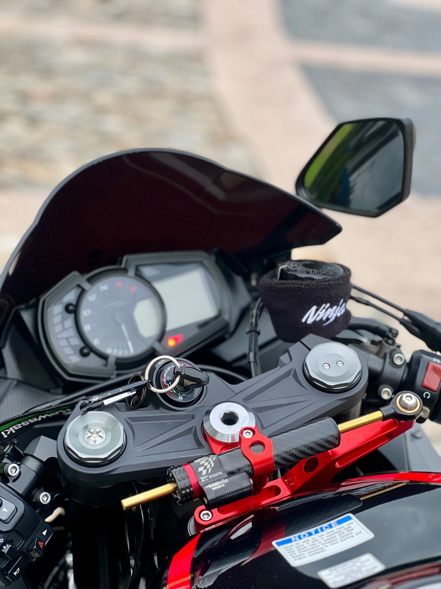 2022 Kawasaki ZX6R Gray