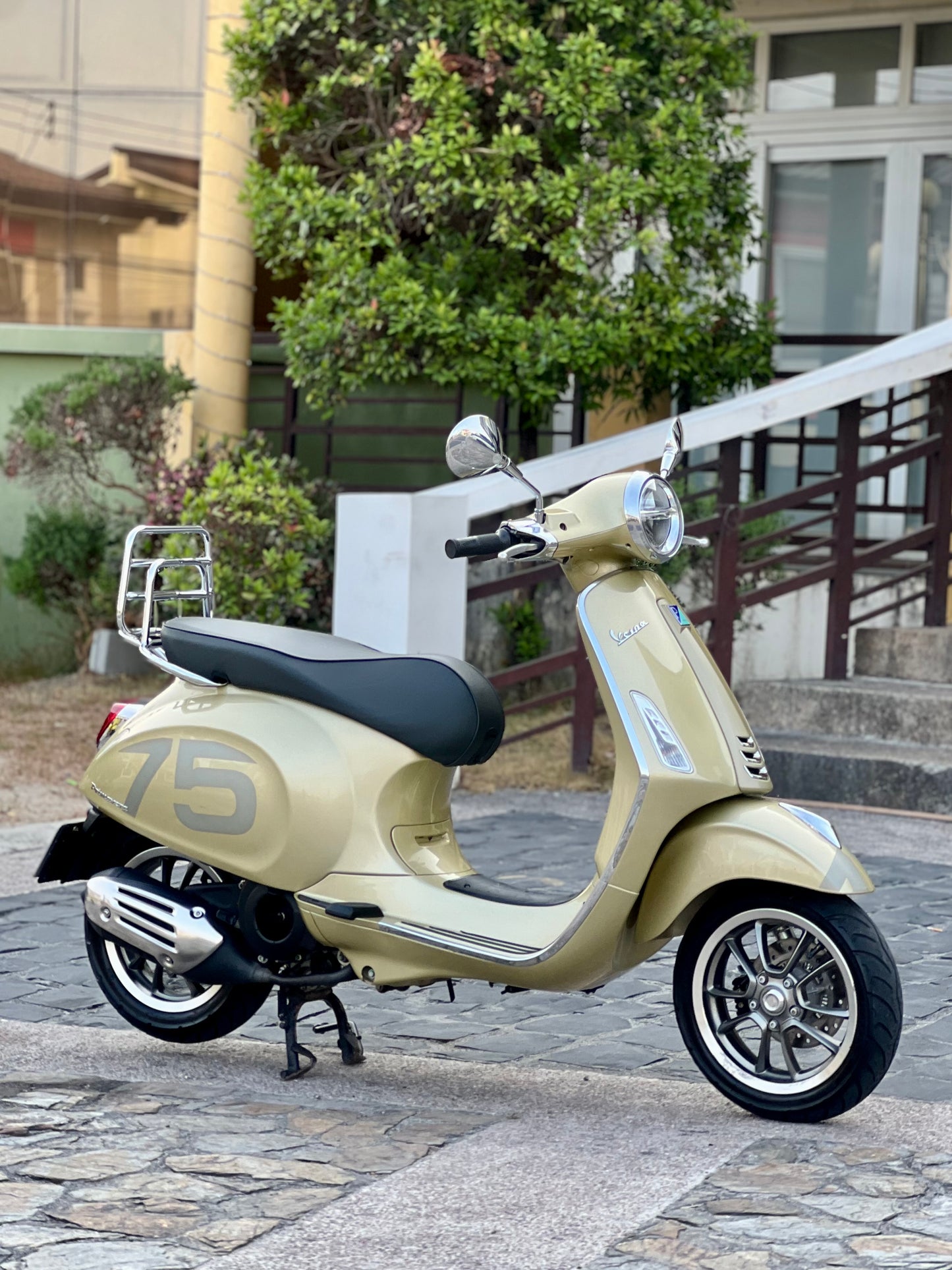 2021 Vespa Primavera SE 75th Anniversary Edition