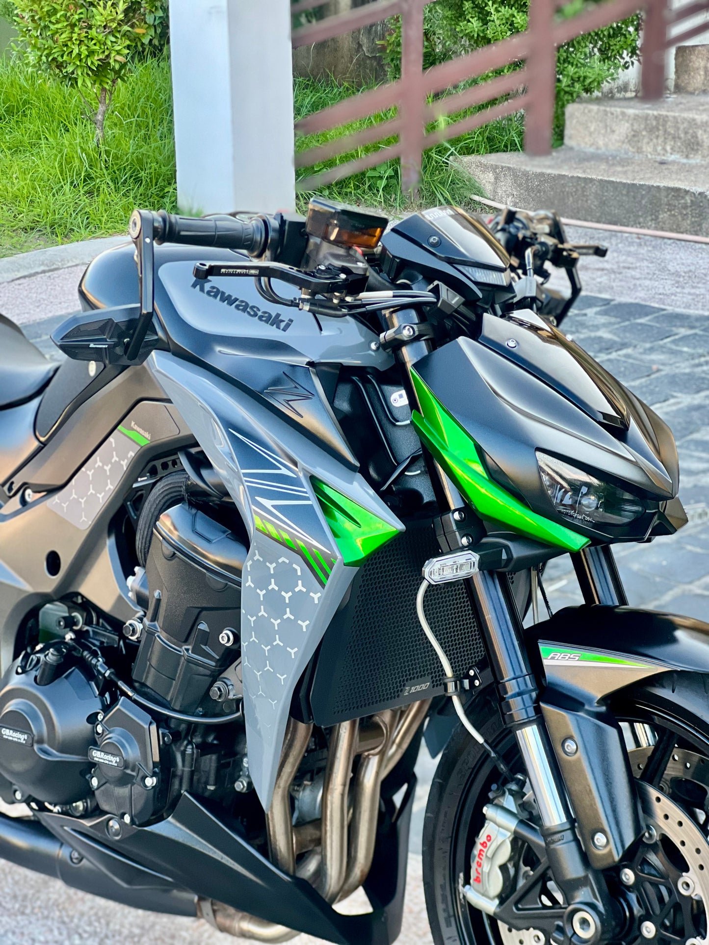 2020 Kawasaki Z1000 R Edition