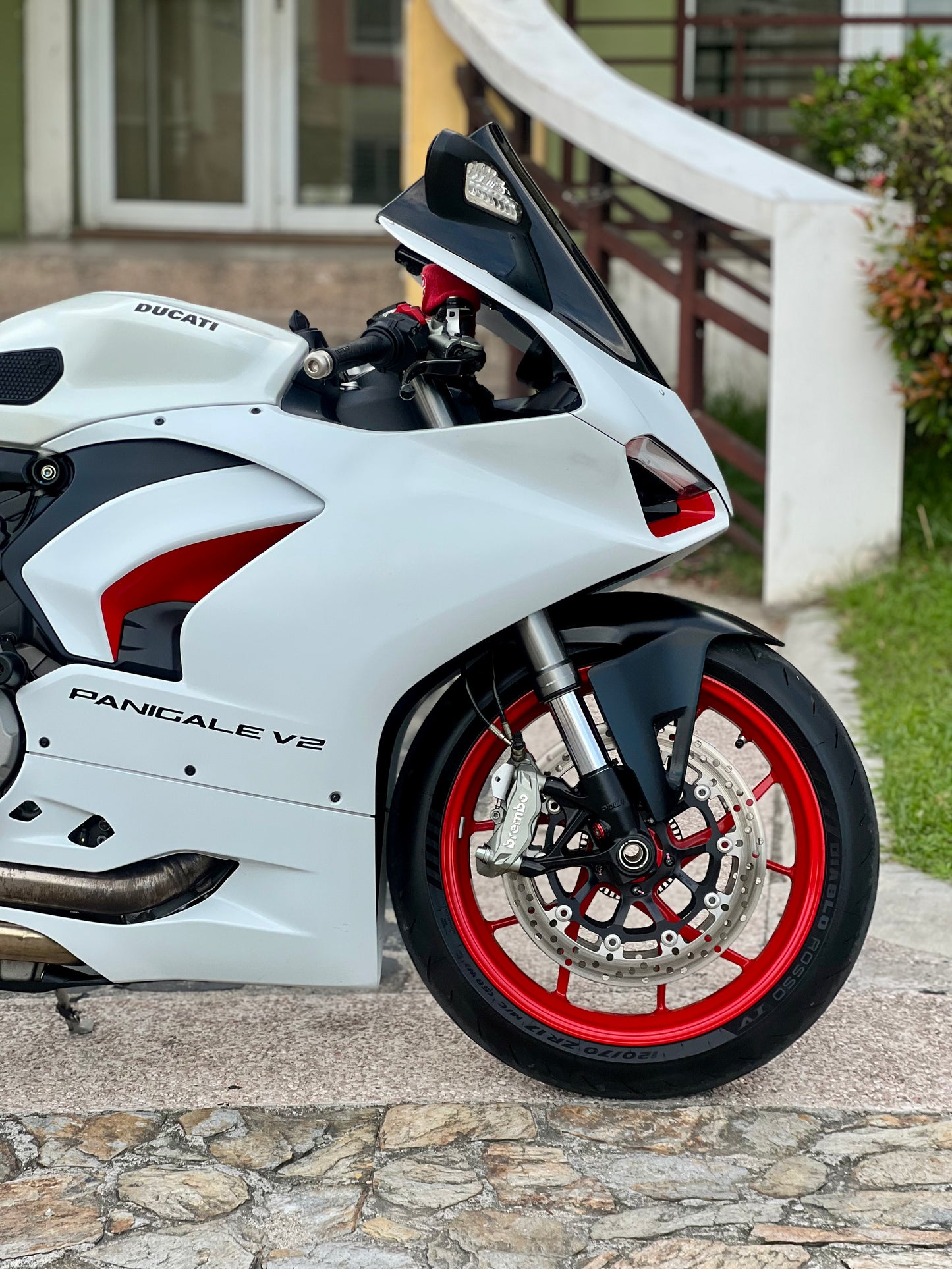 2023 Ducati Panigale V2 Rosso White