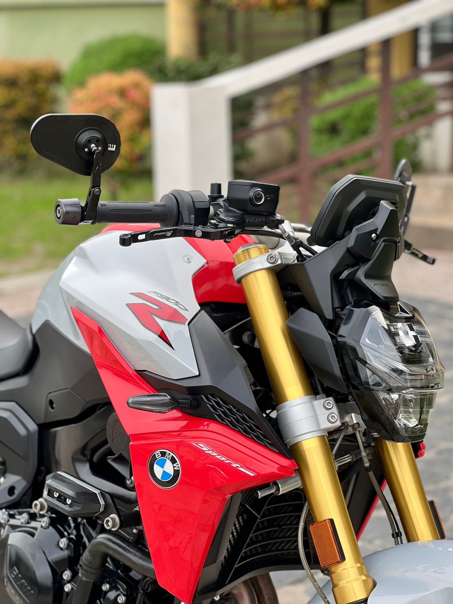 2022 BMW F900 R Sport