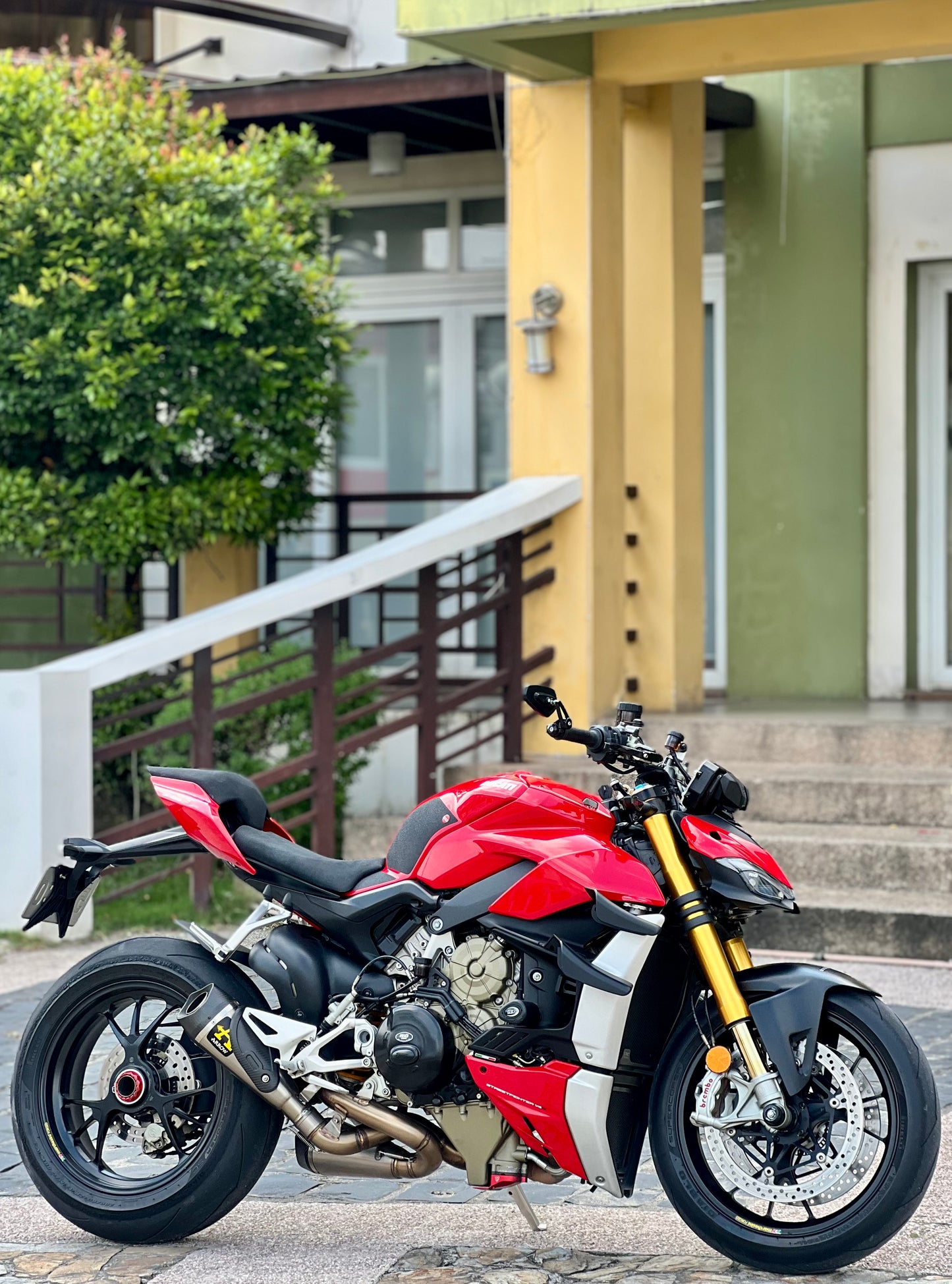 2021 Ducati Streetfighter V4S upgraded worth 600k++