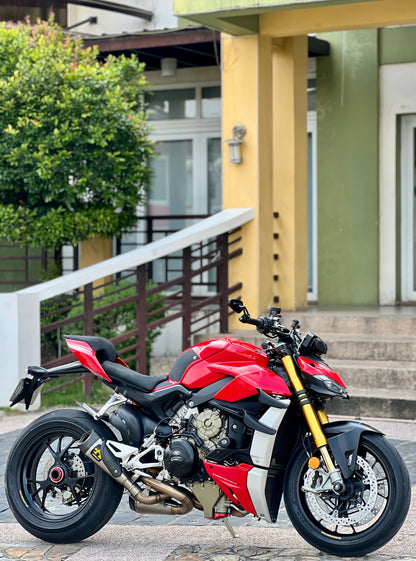 2021 Ducati Streetfighter V4S upgraded worth 600k++