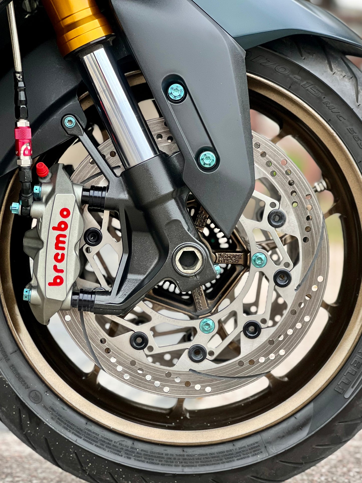 2023 Yamaha Tmax Techmax fully loaded worth 600k+