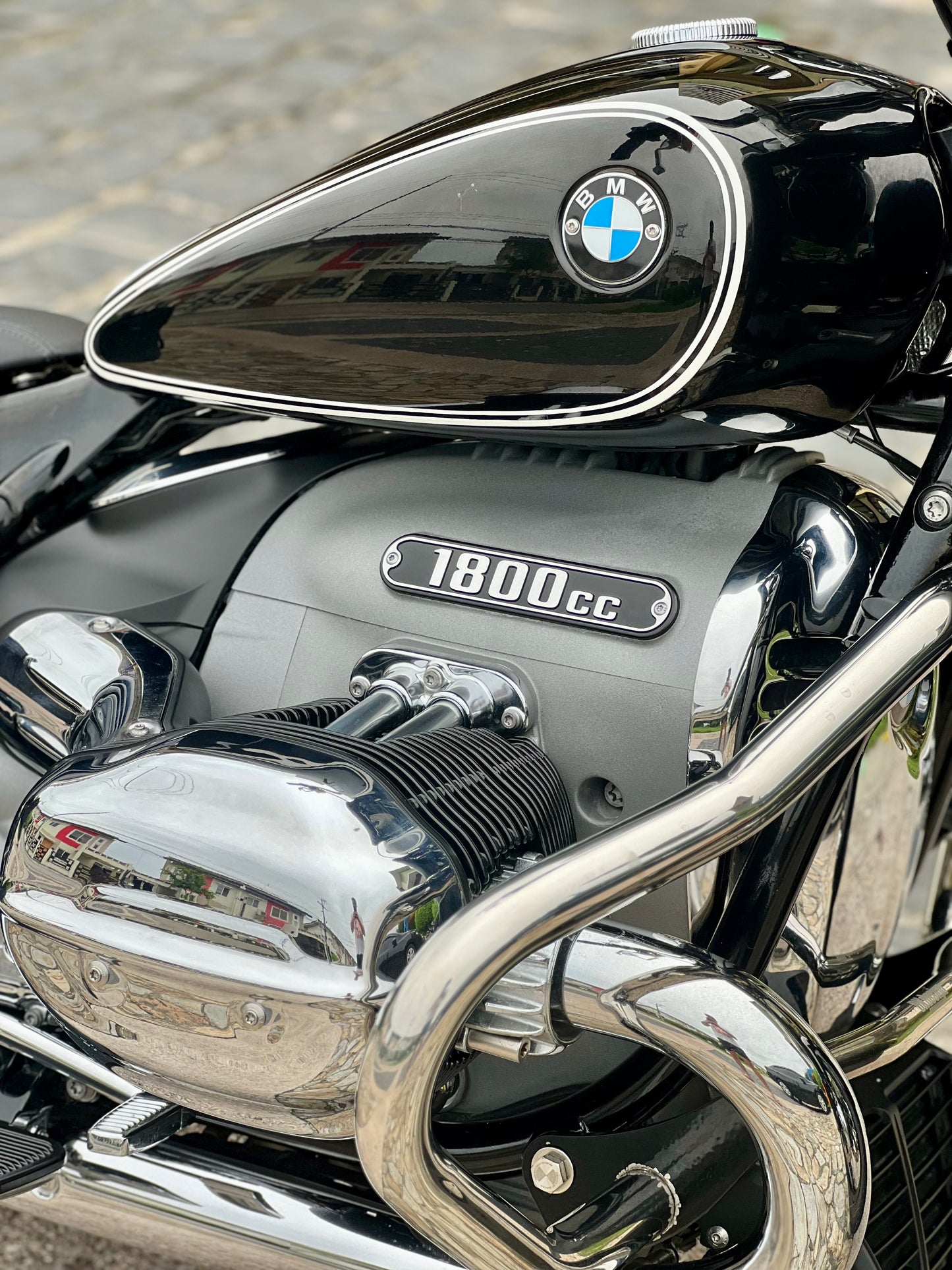 2022 BMW R18 First Edition