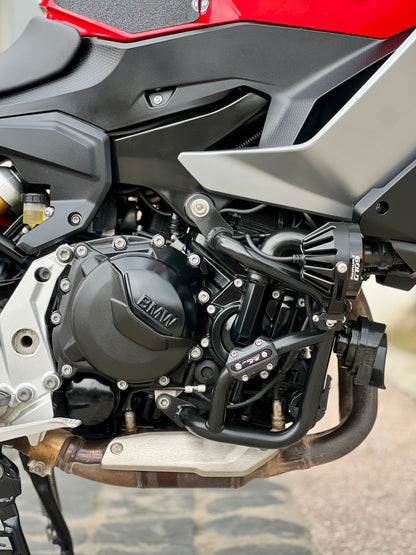 2021 BMW F900 XR Sports Red
