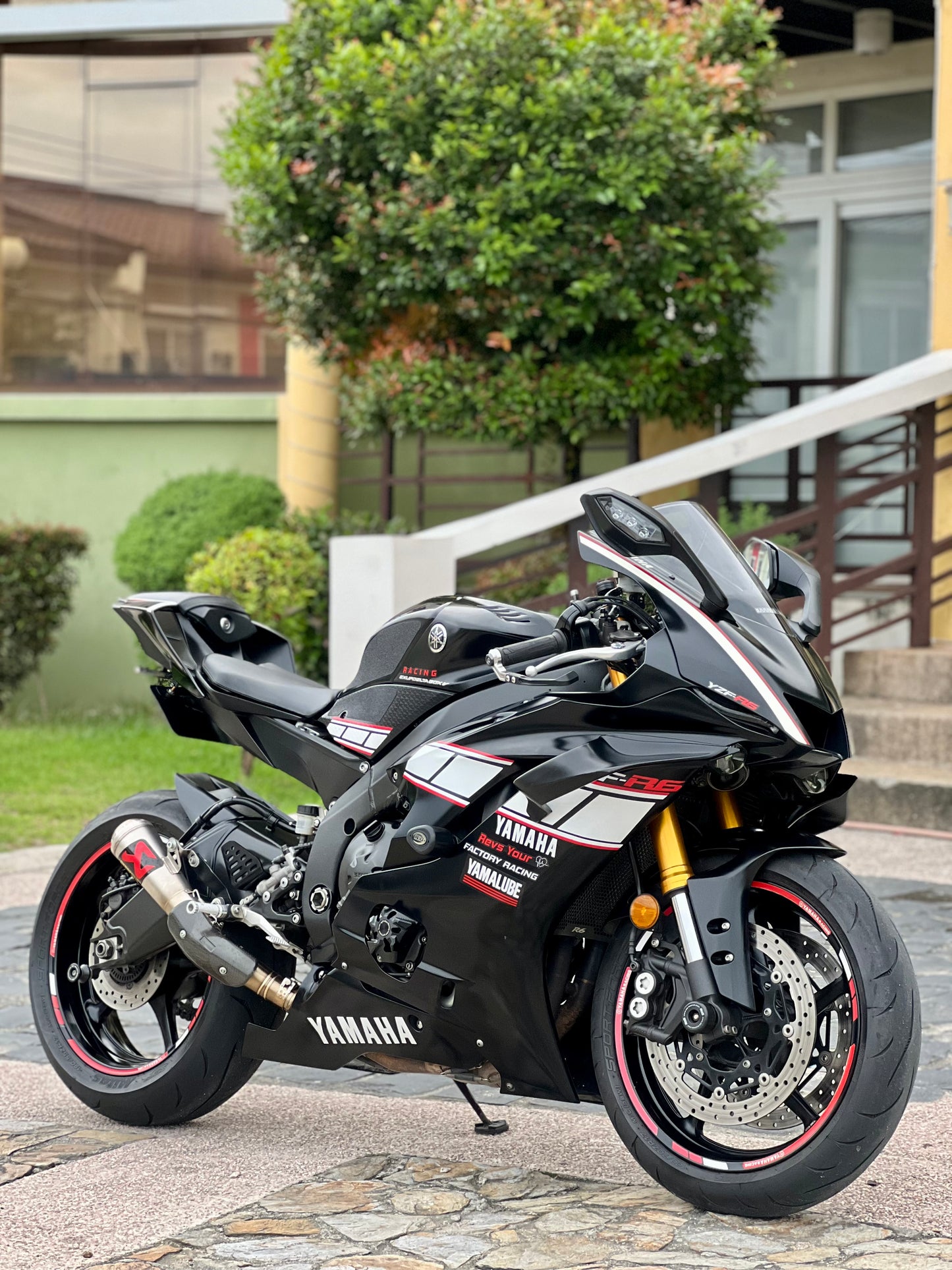 2019 Yamaha R6 Black