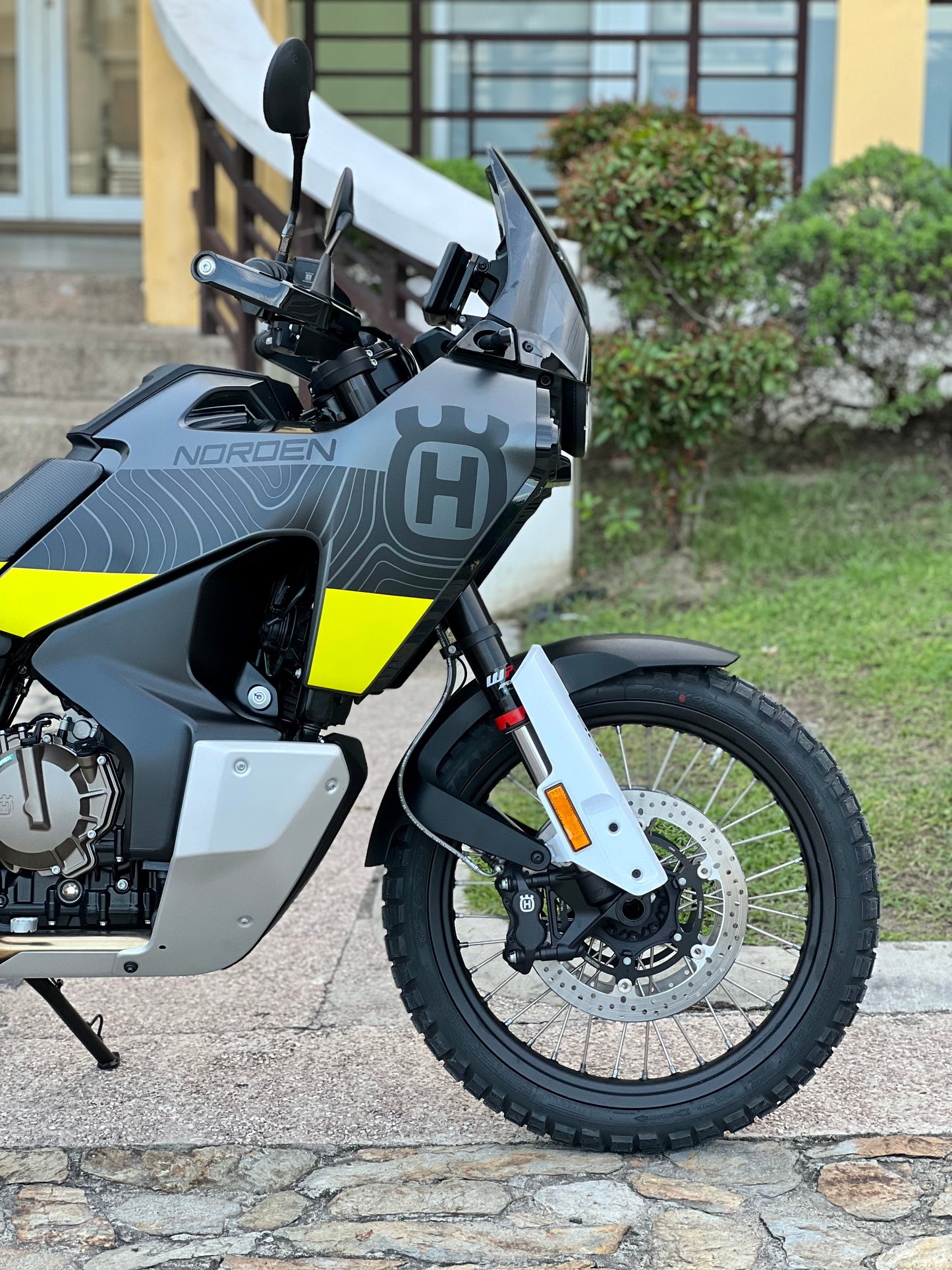 2024 Husqvarna Norden 901