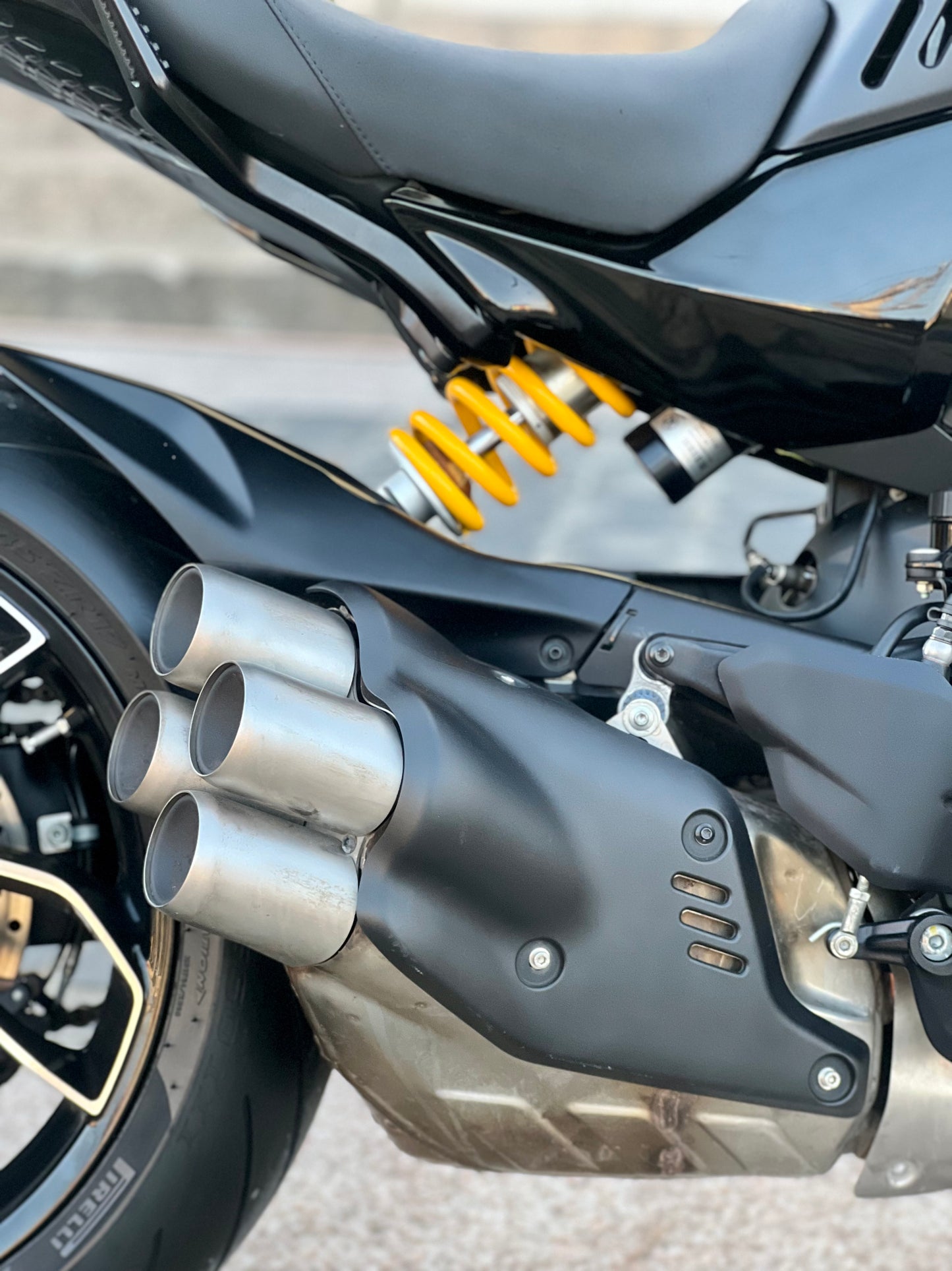 2023 Ducati Diavel V4 Black
