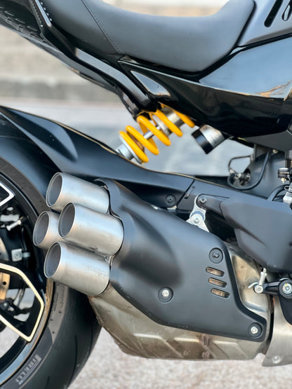 2023 Ducati Diavel V4 Black