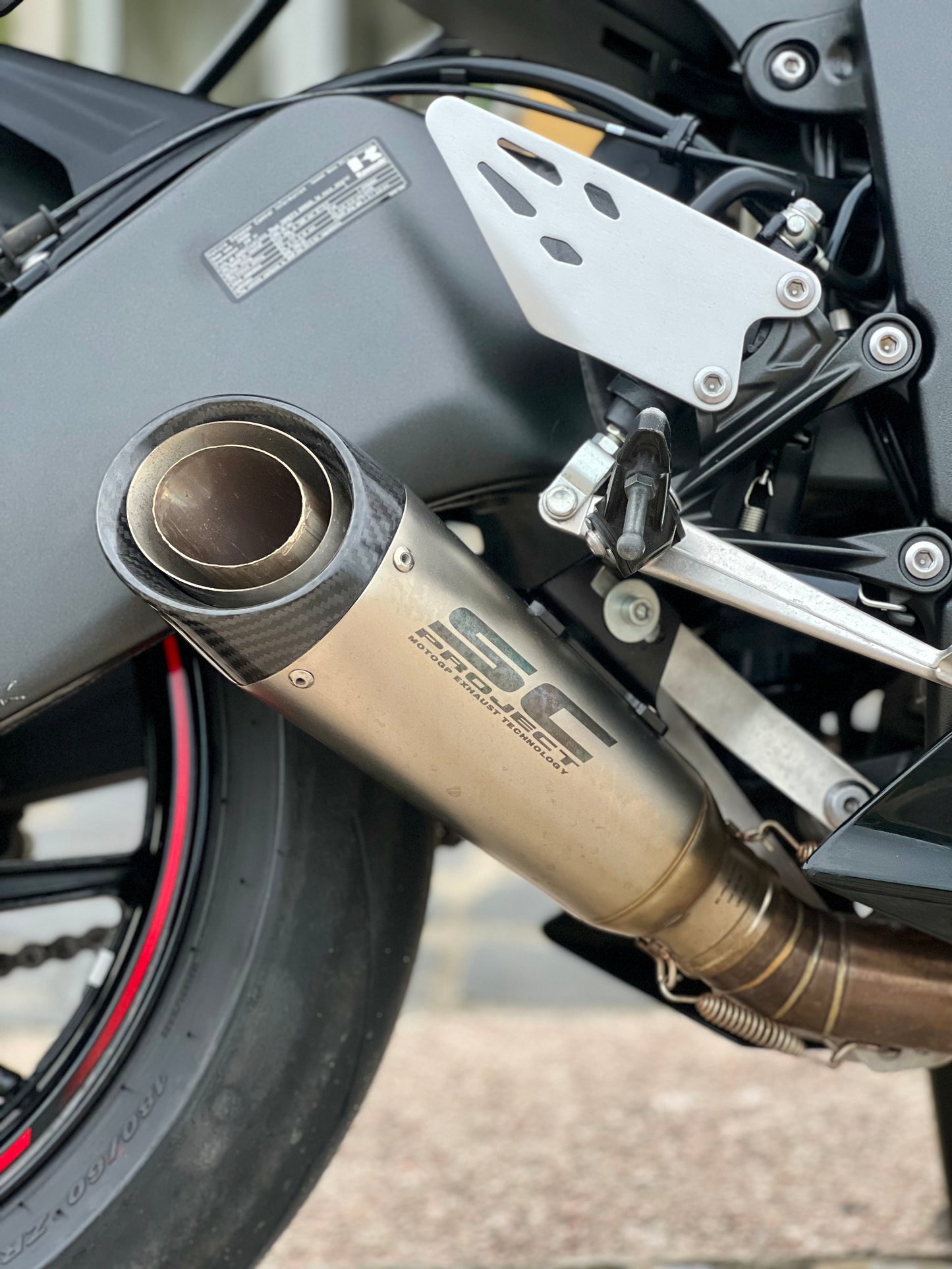 2022 Kawasaki ZX6R Gray