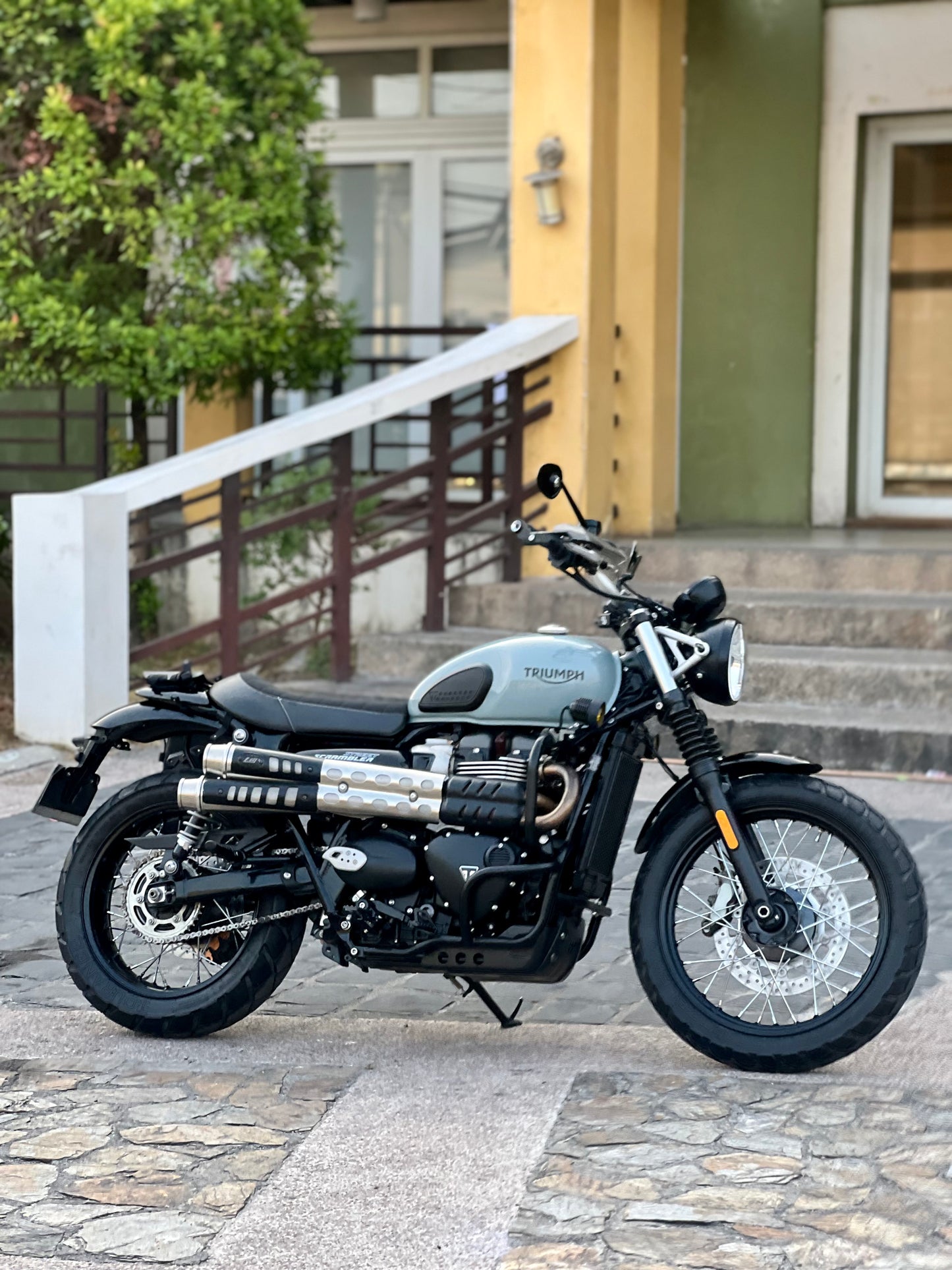 2022 Triumph Scrambler Street 900