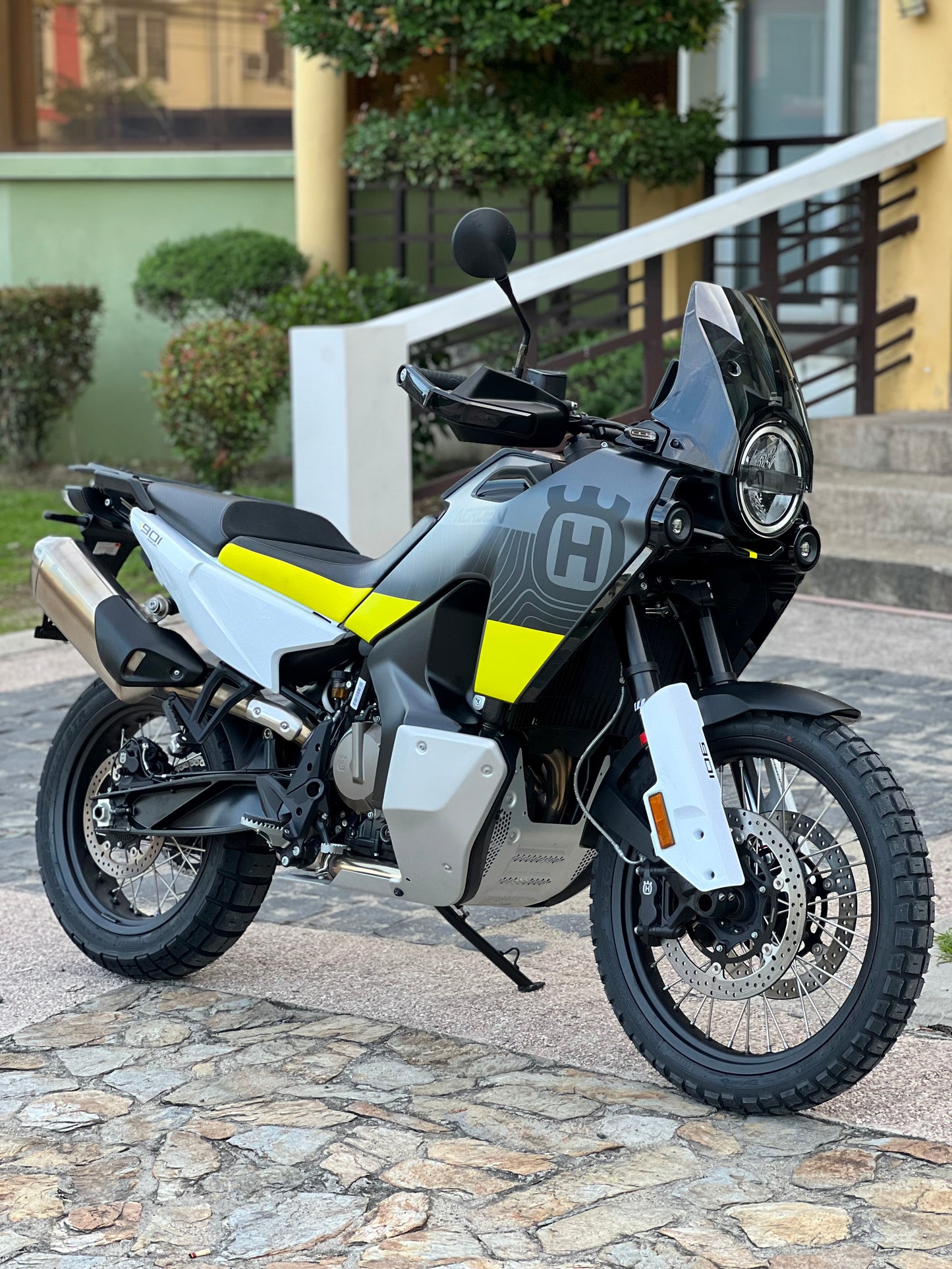 2024 Husqvarna Norden 901