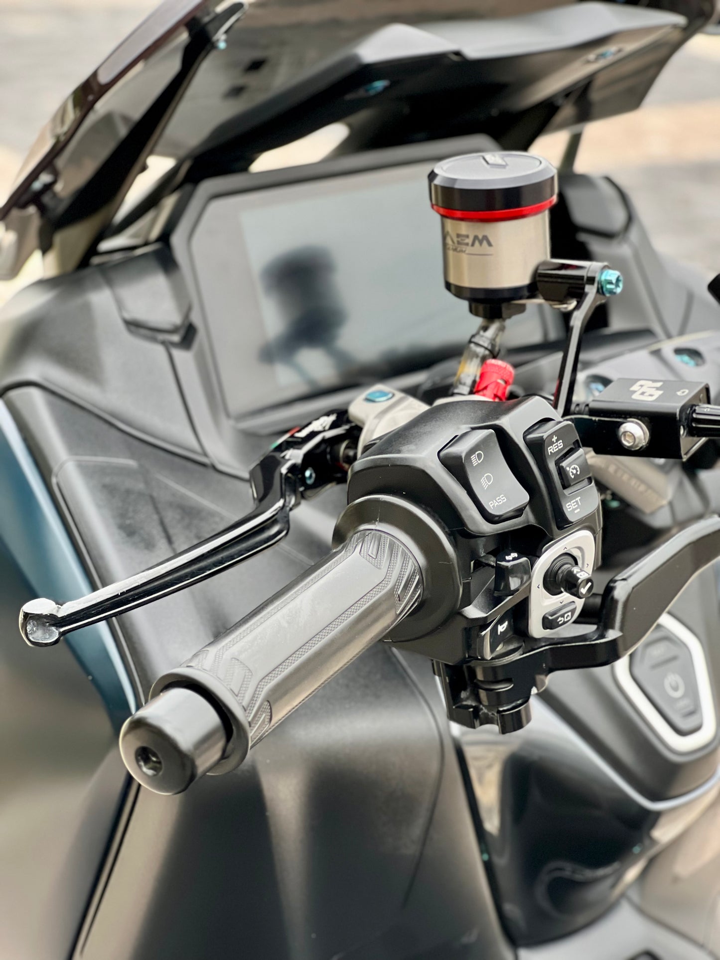 2023 Yamaha Tmax Techmax fully loaded worth 600k+