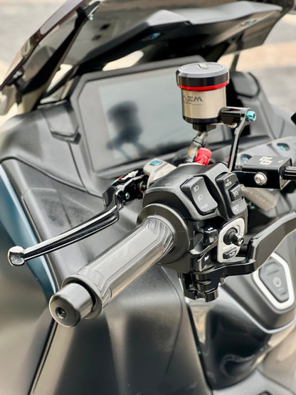 2023 Yamaha Tmax Techmax fully loaded worth 600k+