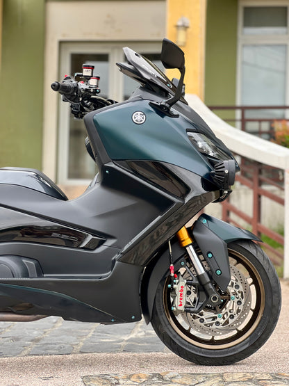 2023 Yamaha Tmax Techmax fully loaded worth 600k+