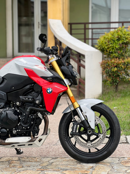 2022 BMW F900 R Sport